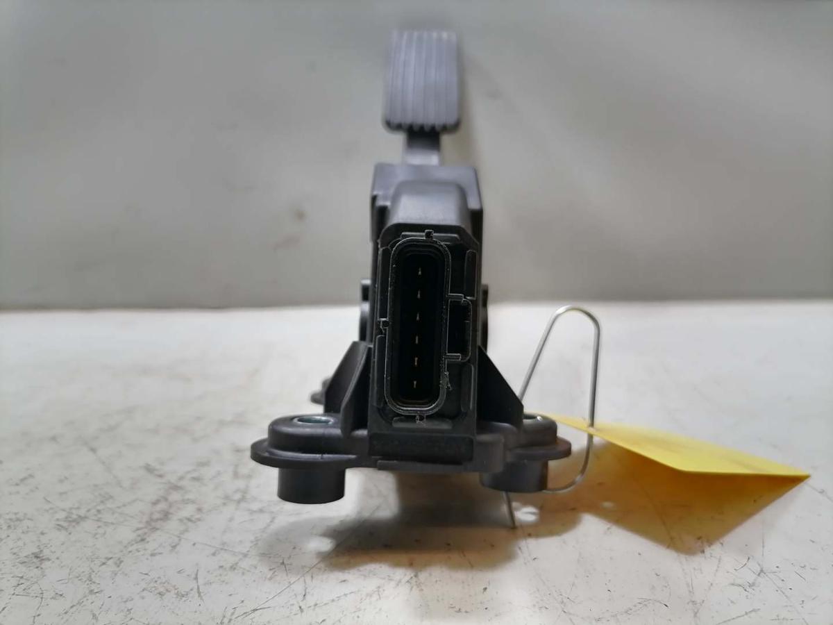 Mitsubishi Eclipse Cross GL3W original Gaspedal elektrisch 2.4 72kw Bj.2023